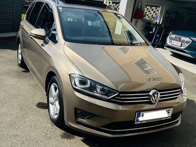 gebraucht VW Golf Sportsvan 16 TDI DSGSthzKamAhkSitzhzgPanoXenon8fach