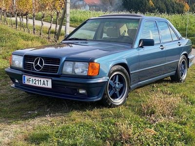 Blau Gebraucht 1983 Mercedes 190 Limousine | € 24.900