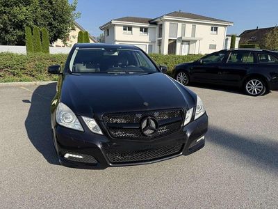 Schwarz Gebraucht 2010 Mercedes E350 Avantgarde Limousine | € 9.990 (Fairer Preis)
