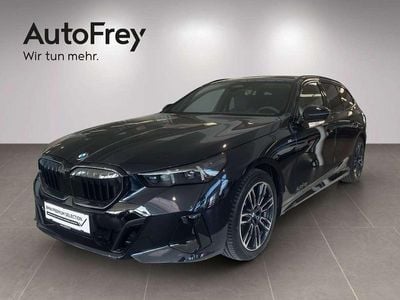 Schwarz Gebraucht 2025 BMW 520 Comfort Edition Kombi | € 69.890 (Teuer)