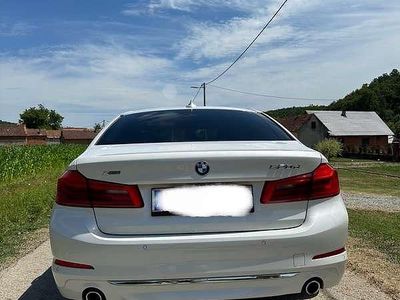 Weiß Gebraucht 2018 BMW 520 Luxury Line Limousine | € 28.500 (Superpreis)
