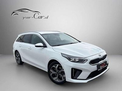 Weiß Gebraucht 2021 Kia Ceed Sportswagon Kombi | € 17.990 (Fairer Preis)
