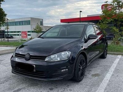 Gebraucht VW Golf VII Comfortline 110 PS (80 kW) 2015 Limousine