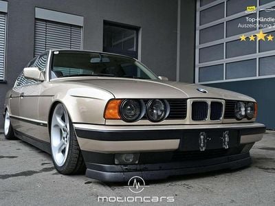 Gebraucht BMW 520 150 PS (110 kW) 1991 Gelb Limousine