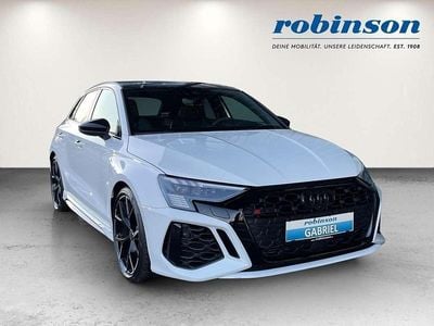 Weiß Gebraucht 2022 Audi RS3 Ambiente Limousine | € 61.990 (Superpreis)