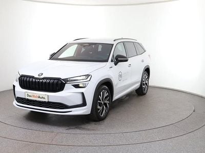 Weiss metallic Gebraucht 2025 Skoda Kodiaq SportLine SUV | € 49.980 (Teuer)
