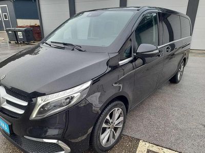 Gebraucht Mercedes V220 Avantgarde 237 PS (174 kW) 2022 Schwarz Van / Kleinbus
