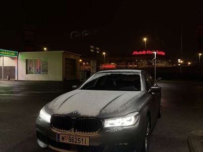 BMW 730