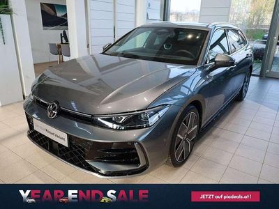 Mittelgrau normal Gebraucht 2025 VW Passat Sport Kombi | € 44.980