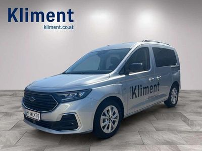 Silber Gebraucht 2025 Ford Tourneo Titanium Kombi | € 41.100