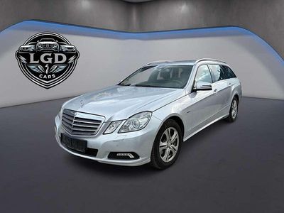 Gebraucht Mercedes E250 204 PS (150 kW) 2010 Grau Kombi