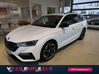 Weiss metallic Gebraucht 2021 Skoda Octavia RS Kombi | € 23.890 (Etwas zu teuer)
