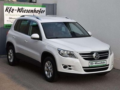 Weiß Gebraucht 2010 VW Tiguan Sportline SUV | € 11.390 (Etwas zu teuer)