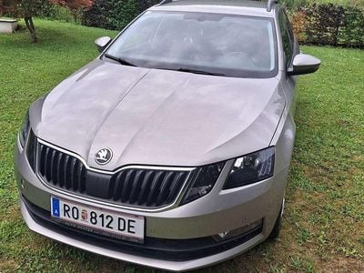 Beige Gebraucht 2017 Skoda Octavia Ambition Kombi | € 11.500 (Fairer Preis)