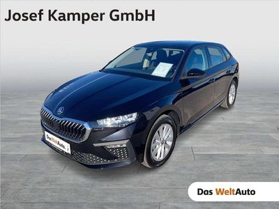 Schwarz metallicperleffektno Neu 2025 Skoda Scala Essence Kleinwagen | € 22.990 (Guter Preis)