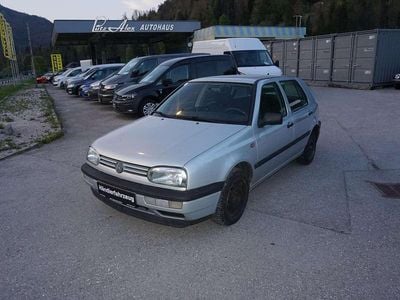 Silber Gebraucht 1997 VW Golf III Limousine | € 1.490
