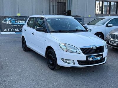 Weiß Gebraucht 2014 Skoda Fabia Active Kleinwagen | € 5.990 (Fairer Preis)