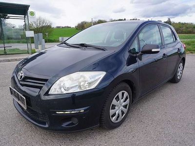 gebraucht Toyota Auris 14 D-4D 90 DPF Young