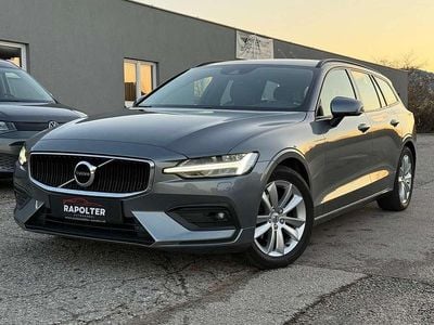 Grau Gebraucht 2019 Volvo V60 Momentum Kombi | € 24.990 (Guter Preis)