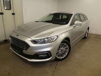 Gebraucht Ford Mondeo Titanium 140 PS (102 kW) 2020 Silber Kombi