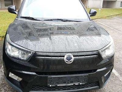 Schwarz Gebraucht 2018 Ssangyong (KGM) Tivoli SUV | € 8.500
