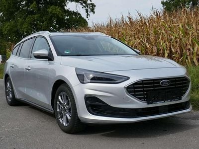Silber Gebraucht 2024 Ford Focus Titanium Kombi | € 25.990 (Etwas zu teuer)