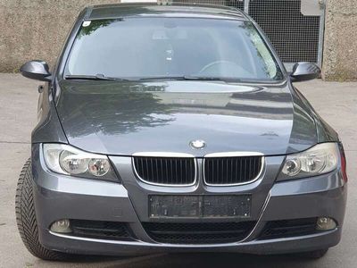 gebraucht BMW 320 320 d Österreich-Paket