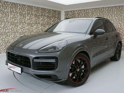 Grau Gebraucht 2019 Porsche Cayenne Turbo SUV | € 109.700