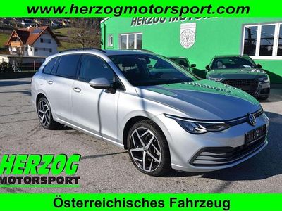 Silber Gebraucht 2023 VW Golf VIII Life Kombi | € 25.440 (Fairer Preis)