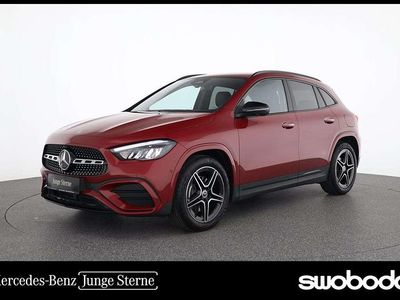 Gebraucht Mercedes GLA200 AMG 150 PS (110 kW) 2025 Rot SUV