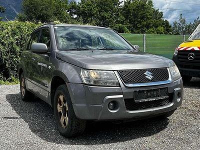 Grau Gebraucht 2007 Suzuki Grand Vitara SUV | € 1.500