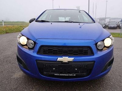 Blau Gebraucht 2014 Chevrolet Aveo LS Limousine | € 1.590