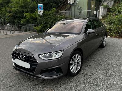 Grau Gebraucht 2020 Audi A4 Premium Kombi | € 21.000 (Fairer Preis)