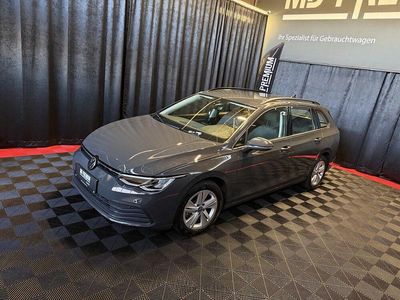 Grau Gebraucht 2023 VW Golf VIII Life Kombi | € 17.980 (Fairer Preis)