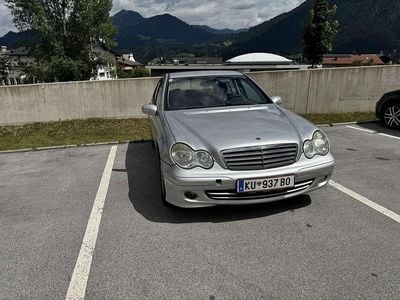 Mercedes C200