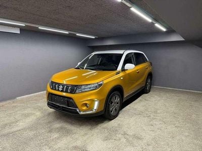 Gelb Gebraucht 2021 Suzuki Vitara SUV | € 17.499 (Fairer Preis)