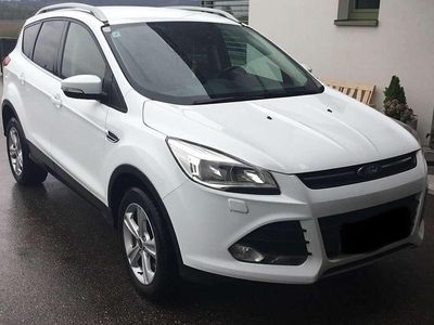 Weiß Gebraucht 2016 Ford Kuga Trend SUV | € 12.000 (Guter Preis)