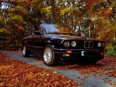 Schwarz Gebraucht 1990 BMW 325 Cabriolet Cabrio | € 25.000