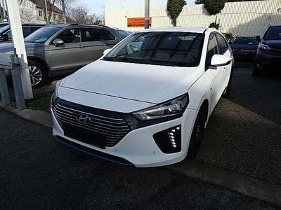 Gebraucht Hyundai Ioniq 105 PS (77 kW) 2018 Weiß Kleinwagen