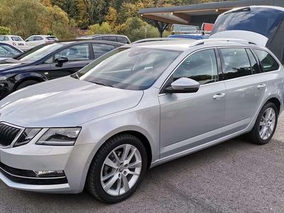 Silber Gebraucht 2019 Skoda Octavia Style Kombi | € 19.700 (Etwas zu teuer)