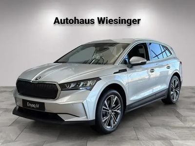 Silber metallic Gebraucht 2024 Skoda Enyaq iV SUV | € 46.761 (Teuer)