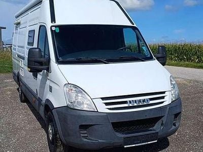 Gebraucht Iveco Daily 136 PS (100 kW) 2009 Weiß Limousine