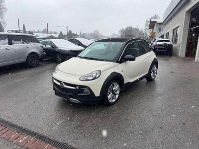 Weiß Gebraucht 2015 Opel Adam Rocks Rocks Kleinwagen | € 7.500