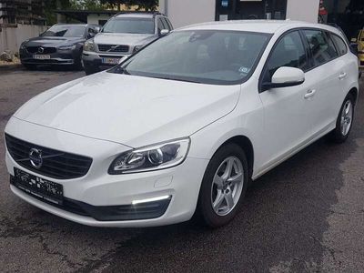 gebraucht Volvo V60 D2 Momentum