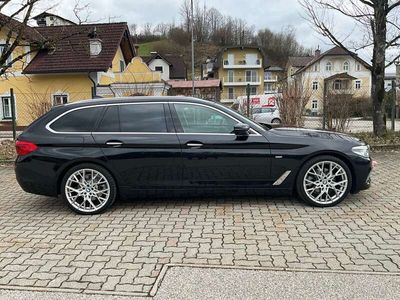 gebraucht BMW 520 Luxury Line