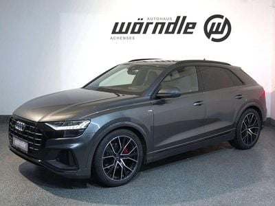 Mittelgrau metallicperleffekt Gebraucht 2019 Audi Q8 Ambiente SUV | € 58.850 (Fairer Preis)