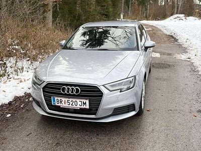Gebraucht Audi A3 116 PS (85 kW) 2018 Silber Limousine