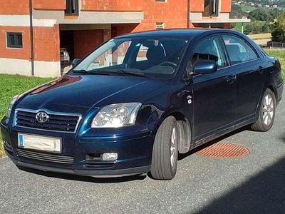 Blau Gebraucht 2003 Toyota Avensis Luna Limousine | € 2.700