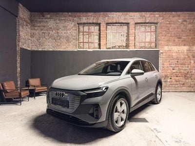 Grau Gebraucht 2022 Audi Q4 e-tron Basis SUV | € 27.490 (Guter Preis)