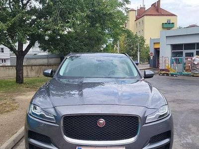 gebraucht Jaguar F-Pace 20d AWD Prestige Aut.